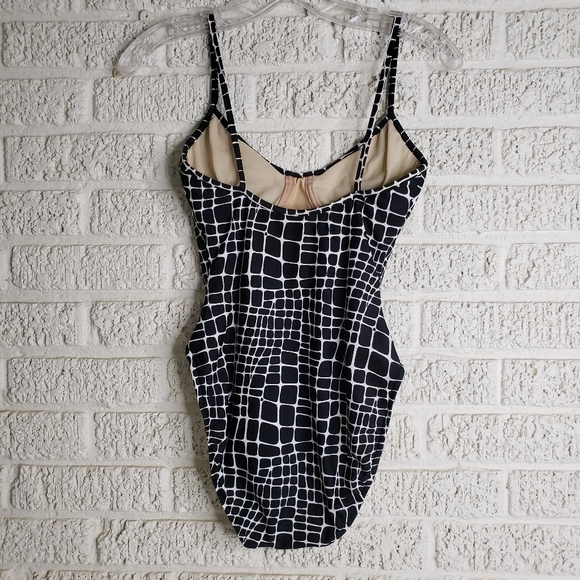 Oscar De La Renta Vintage One Piece Swimsuit - Picture 5 of 5